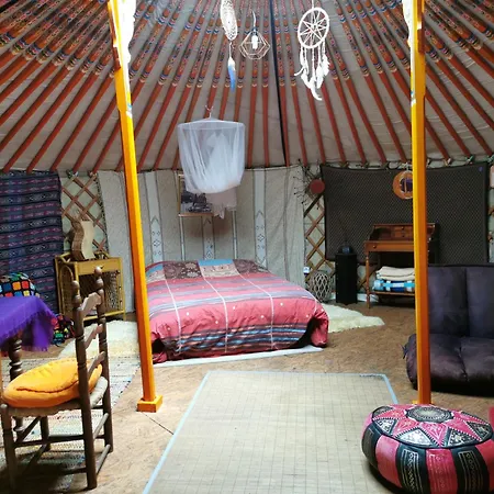 Yourte Namaste Homestay Saint-Pargoire Exterior photo